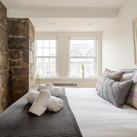 The Lady Stair'S Apartment - Royal Mile เอดินบะระ ภายนอก รูปภาพ