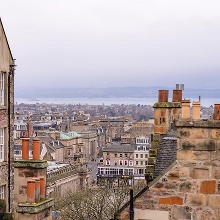 The Lady Stair'S Apartment - Royal Mile เอดินบะระ ภายนอก รูปภาพ