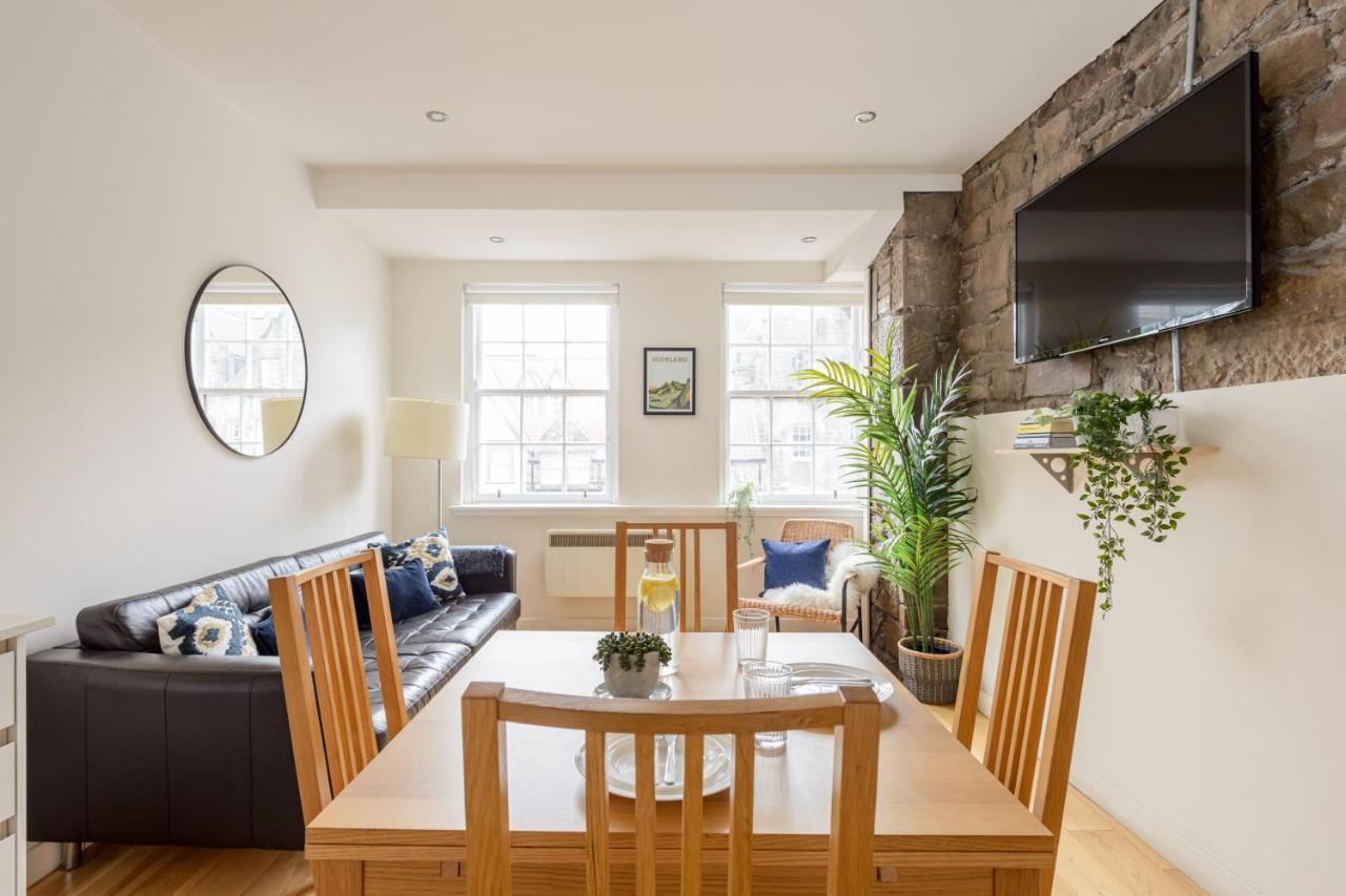 The Lady Stair'S Apartment - Royal Mile เอดินบะระ ภายนอก รูปภาพ