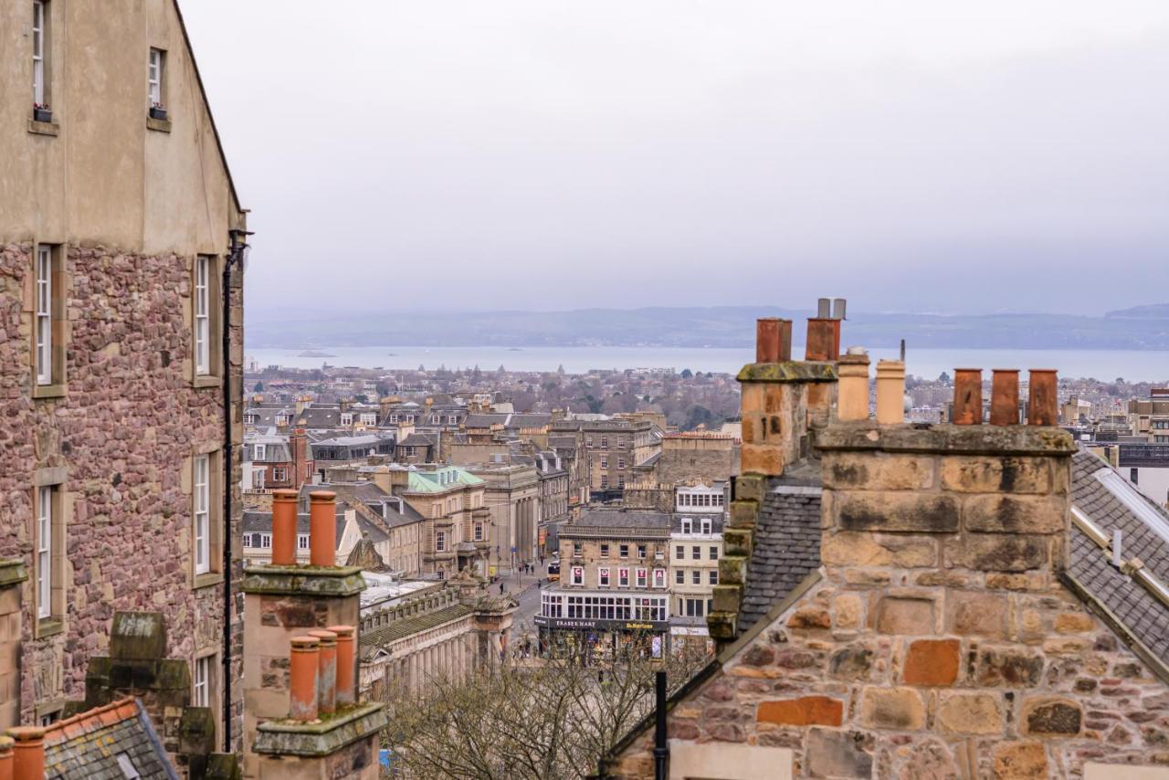 The Lady Stair'S Apartment - Royal Mile เอดินบะระ ภายนอก รูปภาพ